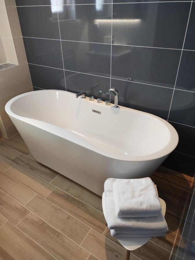 Wenie Apartment By Easyבוקרשט מראה חיצוני תמונה